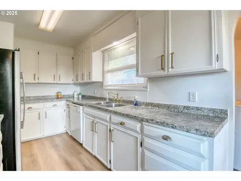 20 NE Nelson Drive Pendleton OR 97801