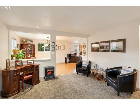 204 Alki Road Vancouver WA 98663