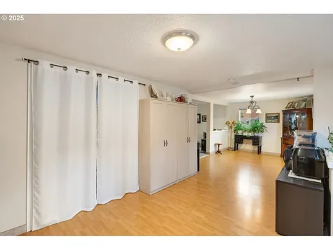 204 Alki Road Vancouver WA 98663