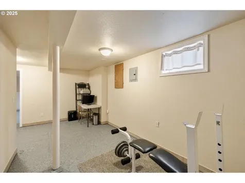 204 Alki Road Vancouver WA 98663