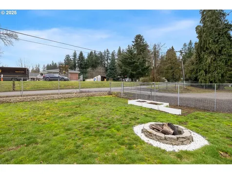 204 Alki Road Vancouver WA 98663