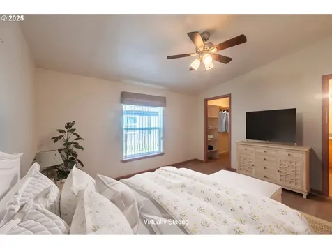 827 10th Street SW Bandon OR 97411
