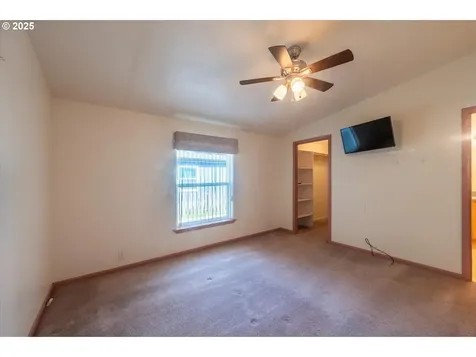 827 10th Street SW Bandon OR 97411