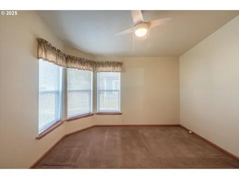 827 10th Street SW Bandon OR 97411