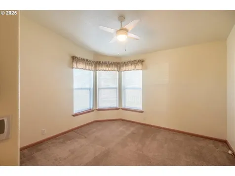 827 10th Street SW Bandon OR 97411