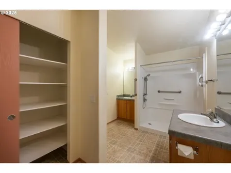 827 10th Street SW Bandon OR 97411