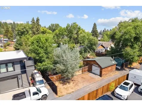 539 NW Ogden Avenue Bend OR 97703