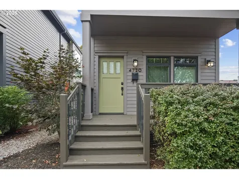 4720 N Commercial Avenue Portland OR 97217
