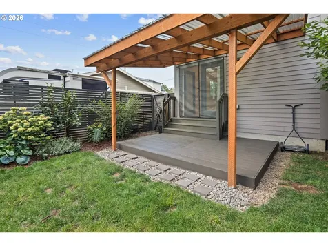 4720 N Commercial Avenue Portland OR 97217