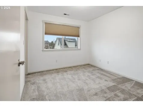 4720 N Commercial Avenue Portland OR 97217