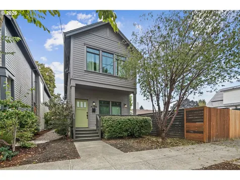 4720 N Commercial Avenue Portland OR 97217