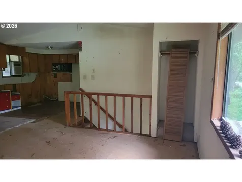 28616 SE Island Road Eagle Creek OR 97022