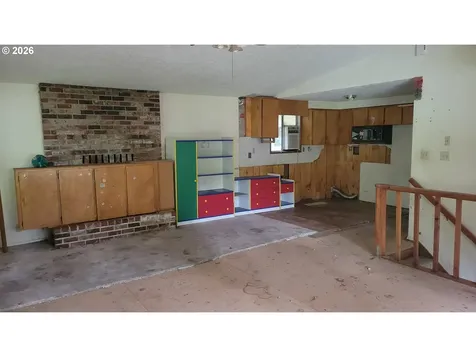 28616 SE Island Road Eagle Creek OR 97022