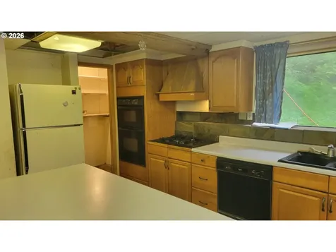 28616 SE Island Road Eagle Creek OR 97022
