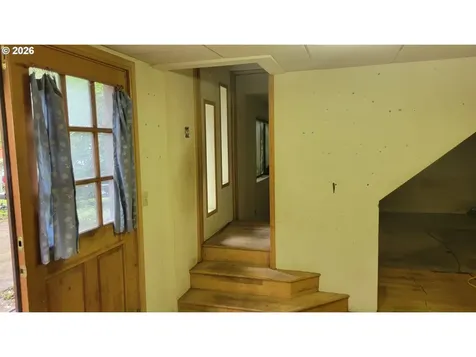 28616 SE Island Road Eagle Creek OR 97022