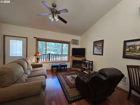 64713 Meadow Lane Joseph OR 97846