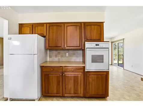 9925 SW Inez Street Portland OR 97224
