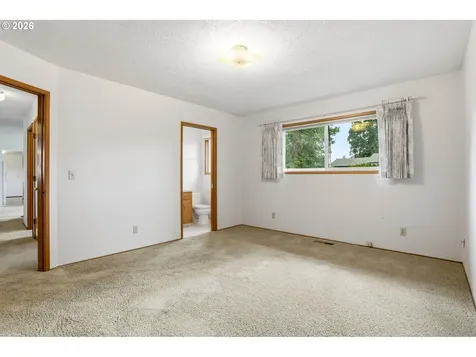 9925 SW Inez Street Portland OR 97224
