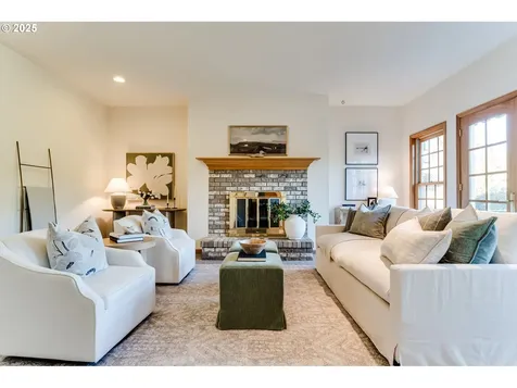 2183 Carriage Drive Eugene OR 97408