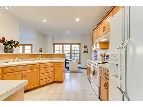 2183 Carriage Drive Eugene OR 97408