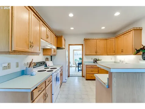 2183 Carriage Drive Eugene OR 97408