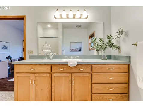 2183 Carriage Drive Eugene OR 97408