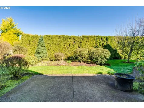 2183 Carriage Drive Eugene OR 97408
