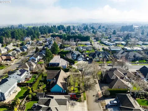 2183 Carriage Drive Eugene OR 97408