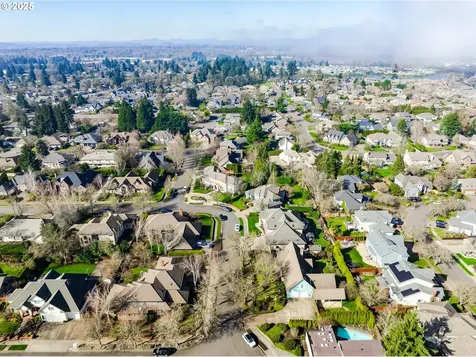 2183 Carriage Drive Eugene OR 97408