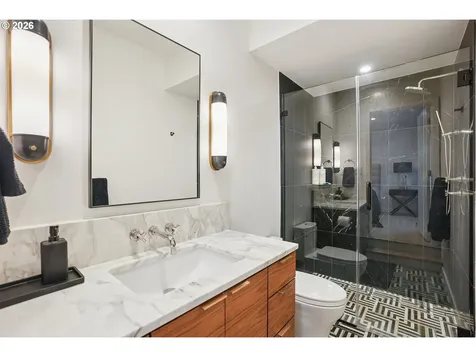 16840 Alder Circle Lake Oswego OR 97034