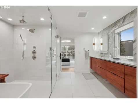 16840 Alder Circle Lake Oswego OR 97034