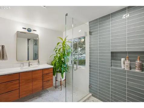 16840 Alder Circle Lake Oswego OR 97034