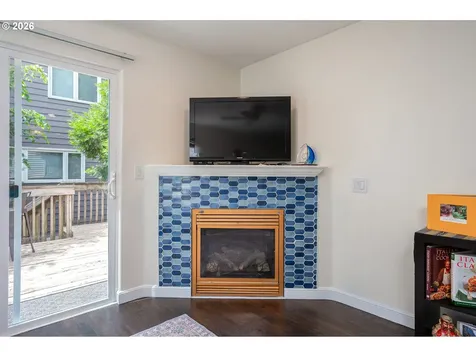8211 SE 45th Avenue Portland OR 97206