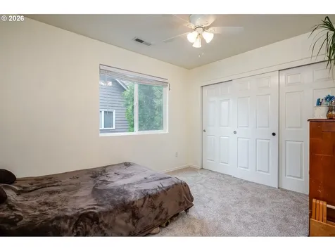 8211 SE 45th Avenue Portland OR 97206