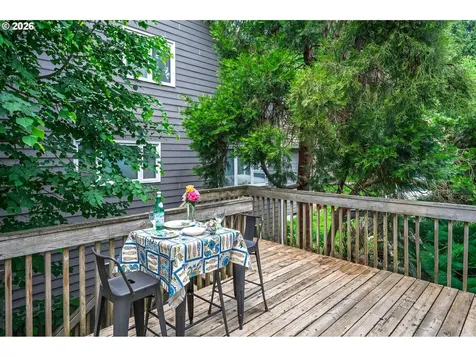 8211 SE 45th Avenue Portland OR 97206