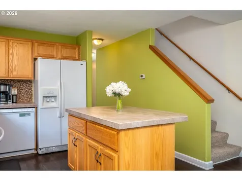 8211 SE 45th Avenue Portland OR 97206