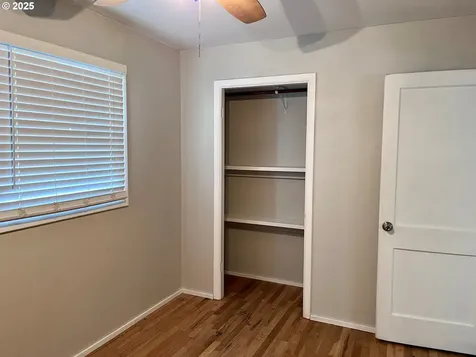 1216 E 17th Street The Dalles OR 97058