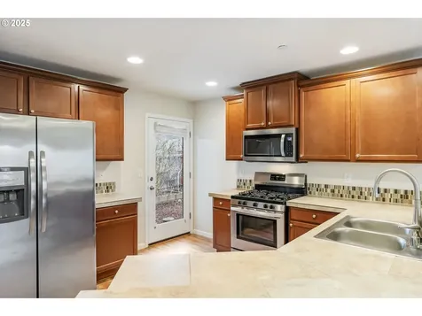 7411 N 91st Avenue Camas WA 98607