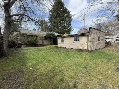 904 SE Miller Street Portland OR 97202