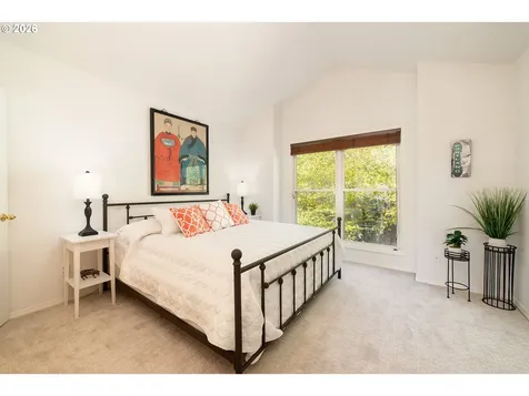 5028 SW View Point Terrace Portland OR 97239