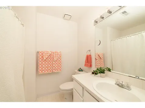 5028 SW View Point Terrace Portland OR 97239