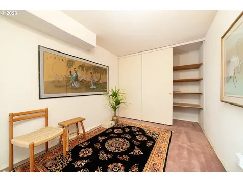 5028 SW View Point Terrace Portland OR 97239