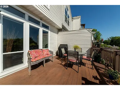5028 SW View Point Terrace Portland OR 97239