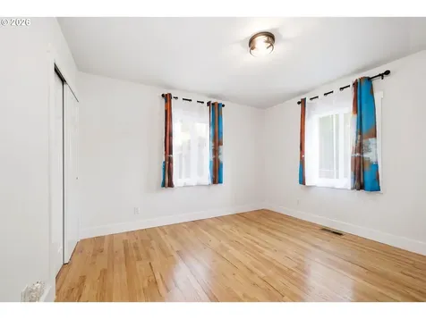 648 NE Stafford Street Portland OR 97211