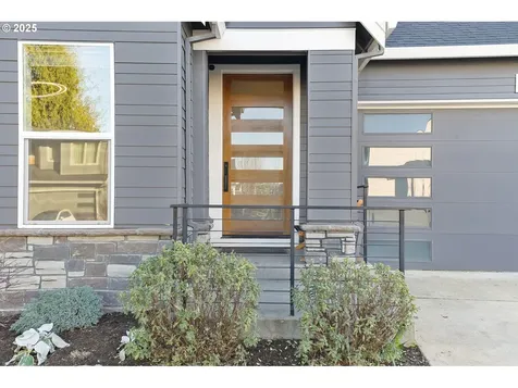 1724 N Sweetgum Street Canby OR 97013