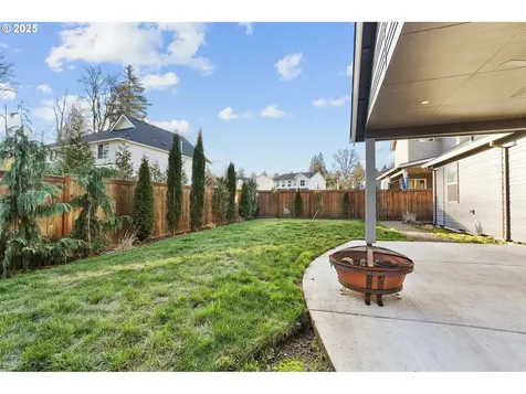 1724 N Sweetgum Street Canby OR 97013