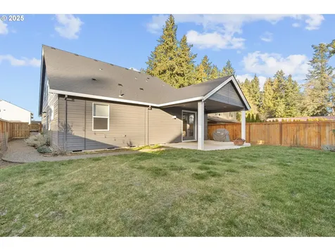 1724 N Sweetgum Street Canby OR 97013