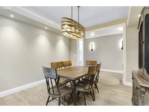 1724 N Sweetgum Street Canby OR 97013