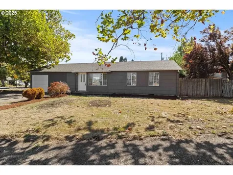 1207 Pleasant Street Springfield OR 97477