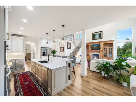 3614 NE Garfield Court Camas WA 98607
